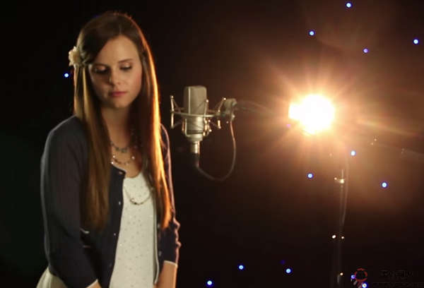 《Baby I love you》Tiffany Alvord中英文歌词