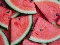 夏日炎炎吃西瓜：西瓜对健康居然有这么多好处！7 health benefits of watermelon that prove it's the perfect summer snack