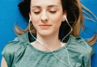 研究：睡着后大脑也会开启单曲循环Earworms don't just haunt you when you're awake, sleep study reveals