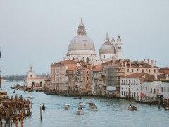 联合国教科文组织：再不禁止游轮入城 威尼斯将面临生存危机Venice may be put on endangered list if cruise ships not banned, says Un