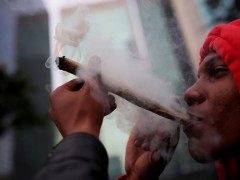 民调：美国承认吸食大麻人数首次超吸烟者Marijuana use hits record high in new Gallup poll