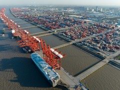 我国外贸开局平稳趋势向好China's foreign trade off to a good start in 2023: official